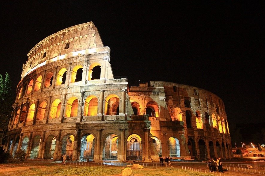 Những công trình kiến trúc La Mã thường bắt nguồn từ đá
